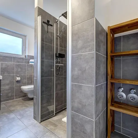 아파트 Quartier Goermitz - 41 Inseldomizil 치노비츠